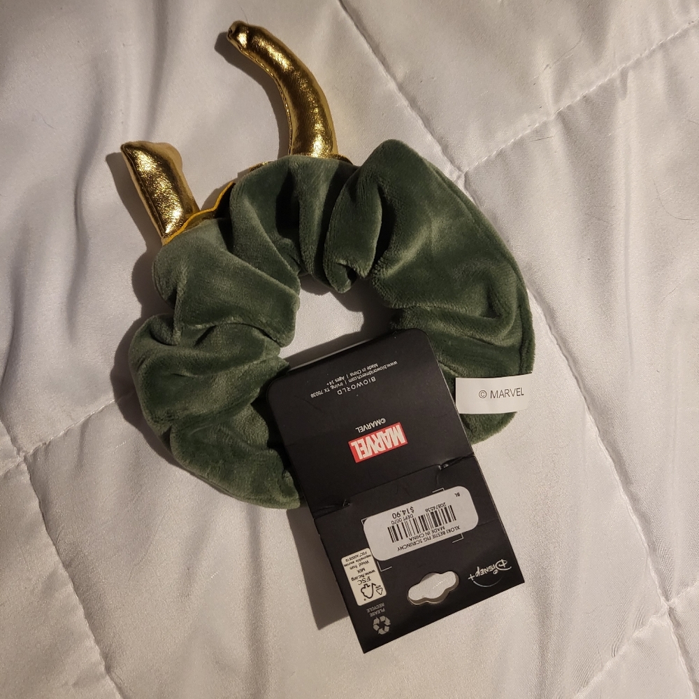 Loki series Sylvie scrunchie